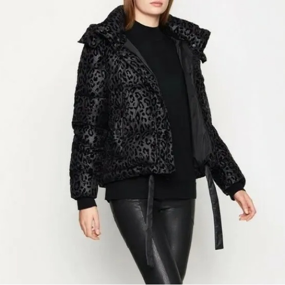BCBGeneration Hooded Midweight Puffer Jacket in Black/Leopard - Picture 4 of 9